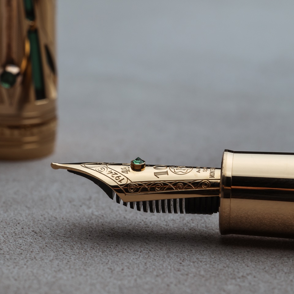 macro product photography by Filip Labanc for No Smile Needed product photography studio